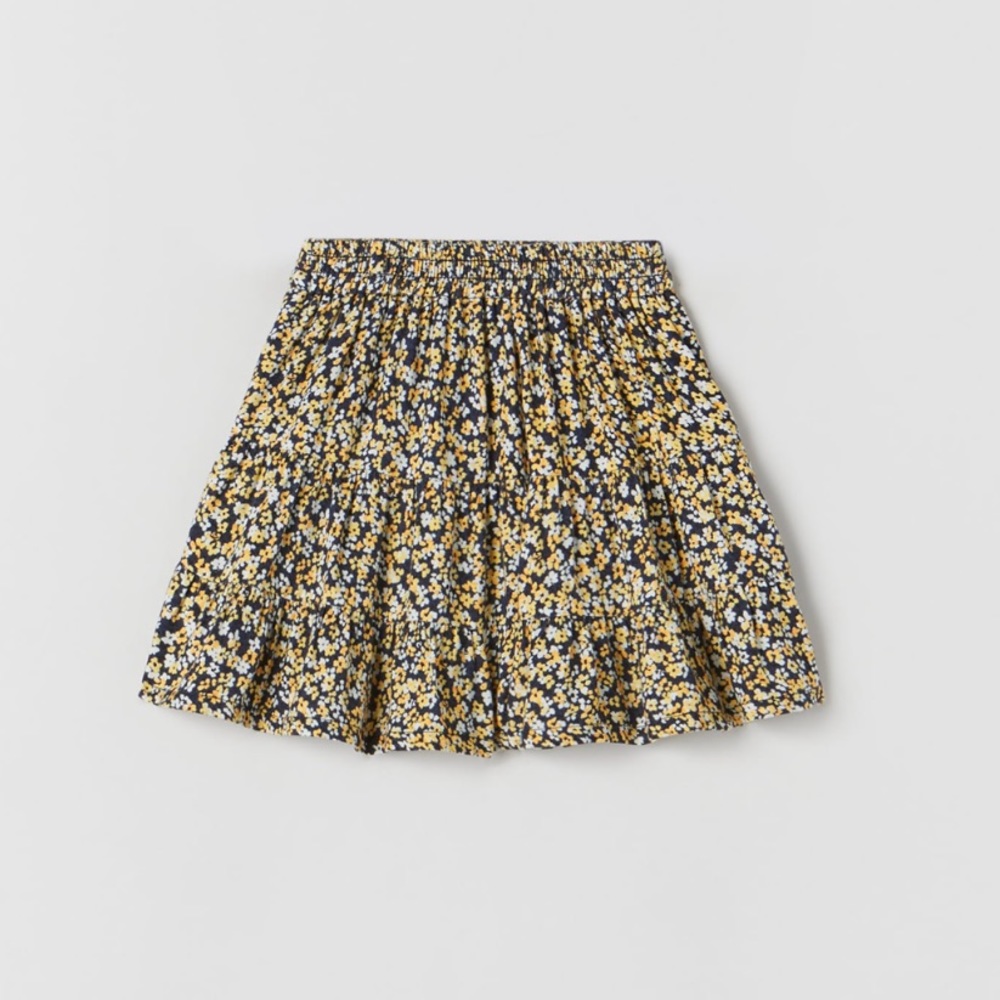 • Zara • Floral Skirt - Picture 3 of 3